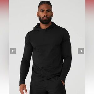🆕 NWT ALO Yoga Men’s Conquer Reform Long Sleeve with Hood - Black